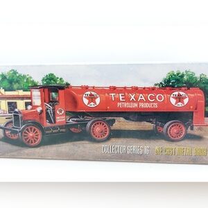 Vintage Texaco 1920 Pierce‎ Arrow Cab with Tanker Collector Series Metal Bank